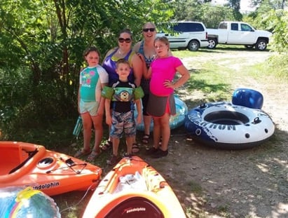 Cynthias sister family